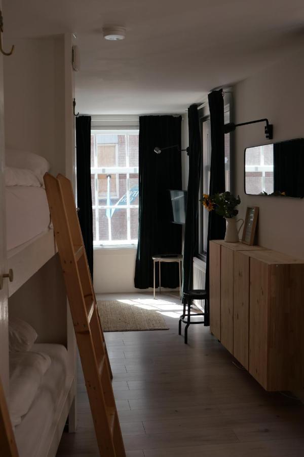 Tiny Private City Rooms Haarlem Exterior photo