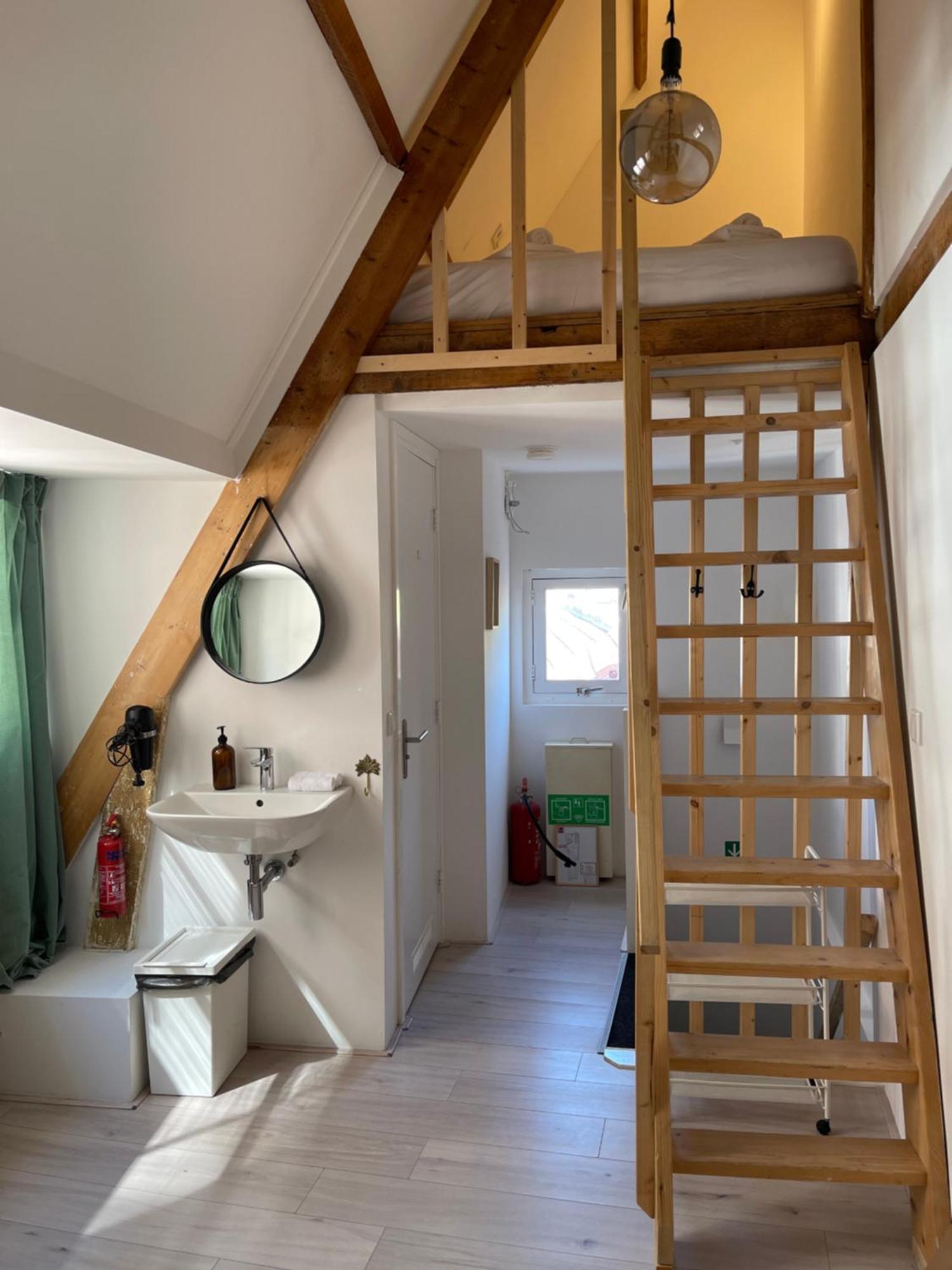 Tiny Private City Rooms Haarlem Room photo